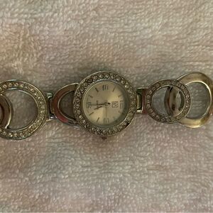 NY&Co Ladies watch in silver. Great condition.